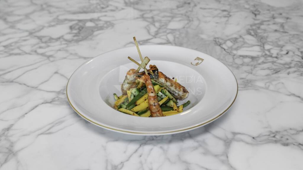 ColtEquestrian_ChiliTigerPrawn (Medium)