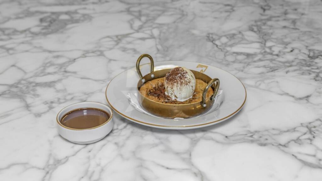 ColtEquestrian_HutCookie (Medium)