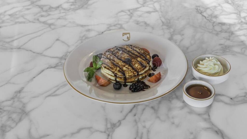 ColtEquestrian_Pancake (Medium)